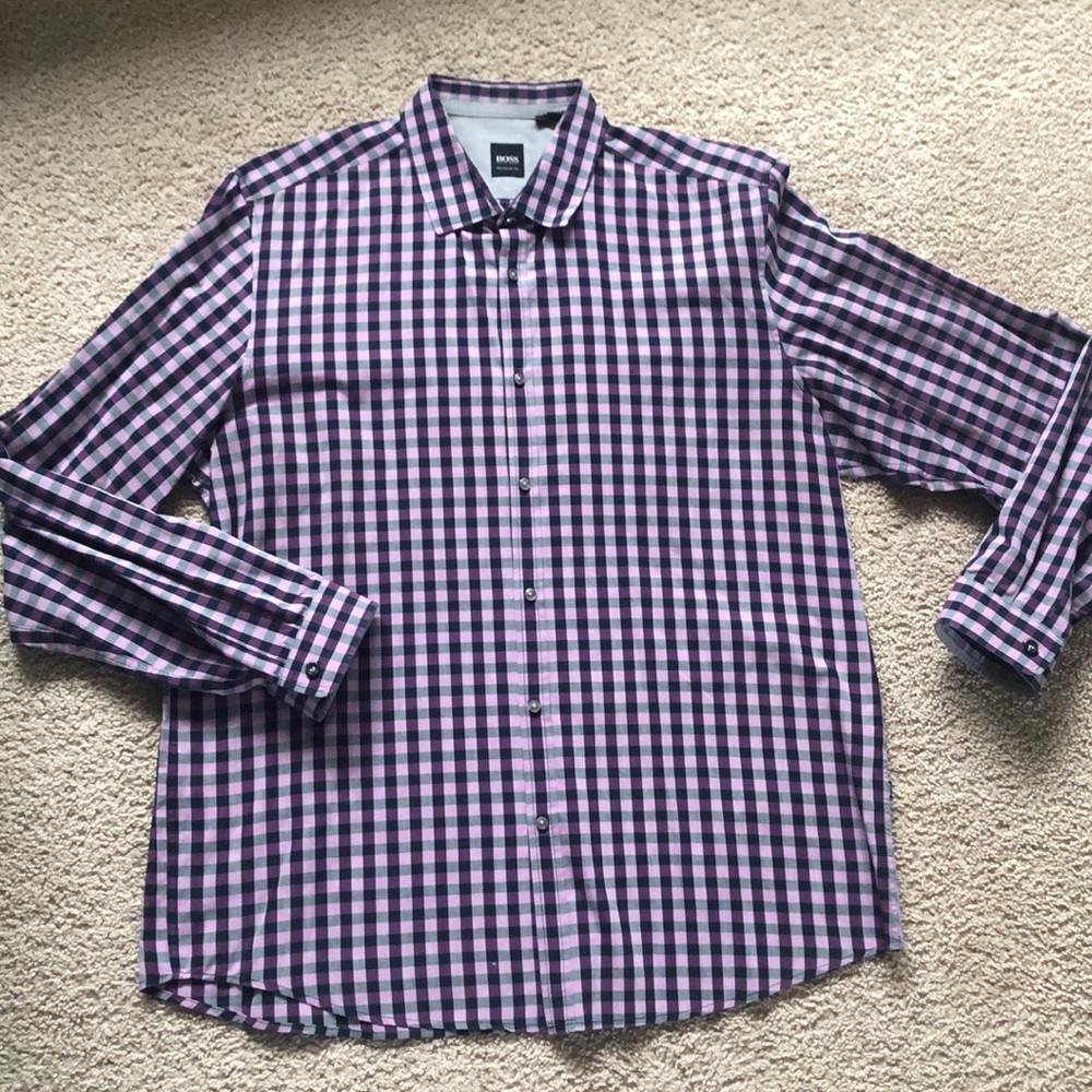 Hugo Boss men’s button down dress shirt